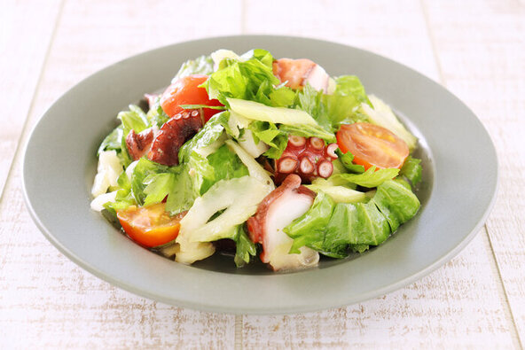 セロリとタコのアンチョビマリネ