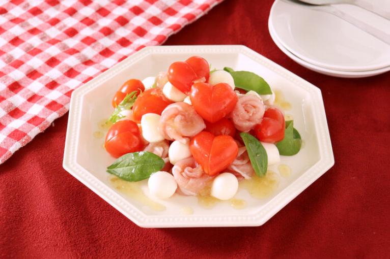 ハートトマトのカプレーゼ