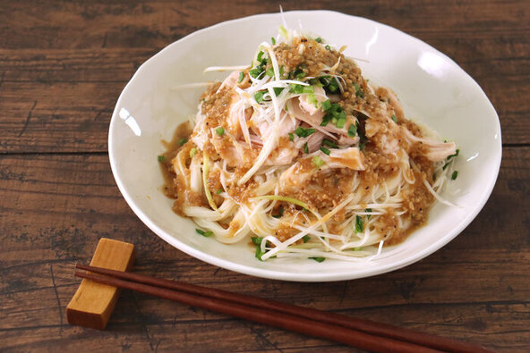よだれ鶏風ぶっかけそうめん